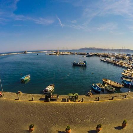 L Angolo Segreto Di Giovanni Il Pescatore Procida Buitenkant foto